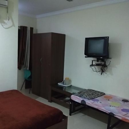Sai Tirumala Residency Tirupati Zewnętrze zdjęcie
