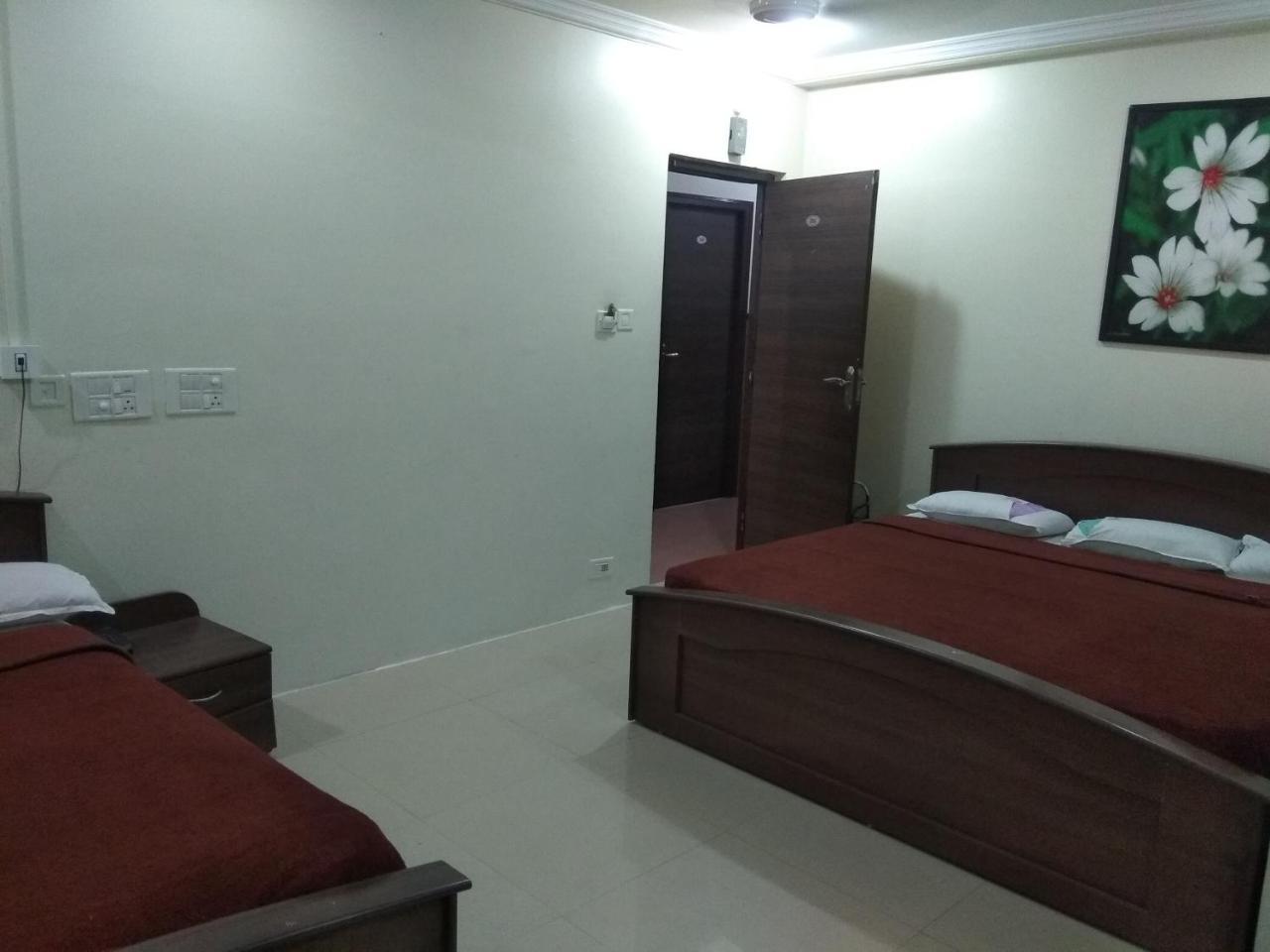 Sai Tirumala Residency Tirupati Zewnętrze zdjęcie