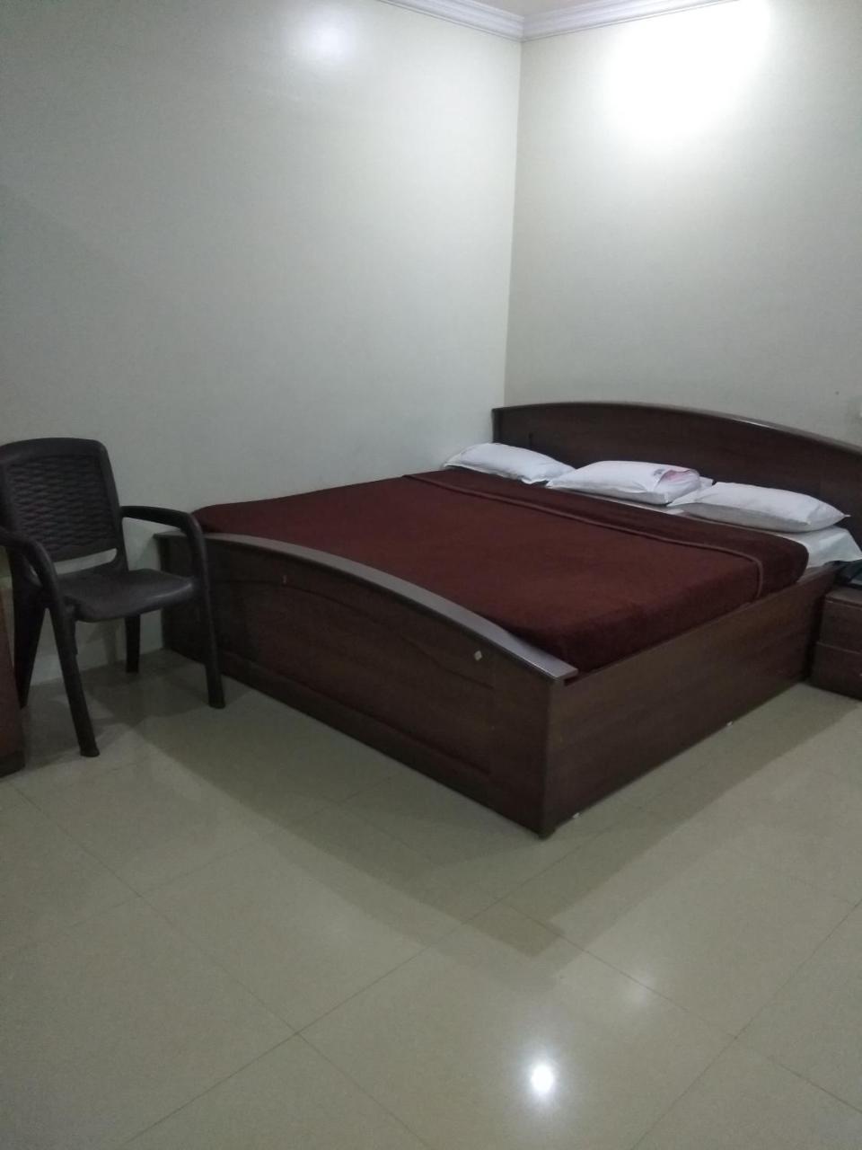 Sai Tirumala Residency Tirupati Zewnętrze zdjęcie