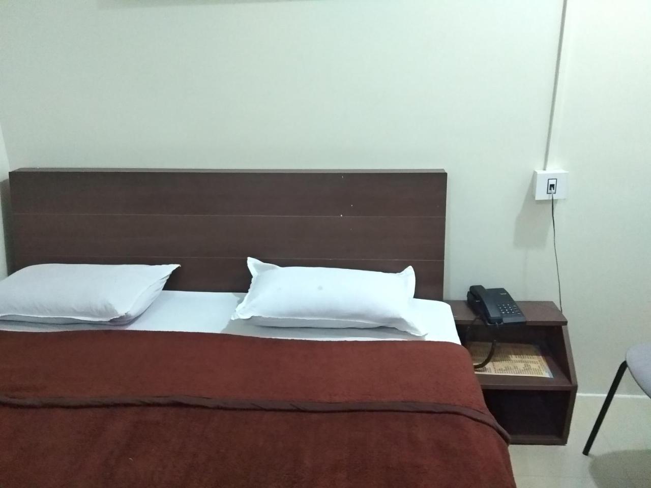 Sai Tirumala Residency Tirupati Zewnętrze zdjęcie