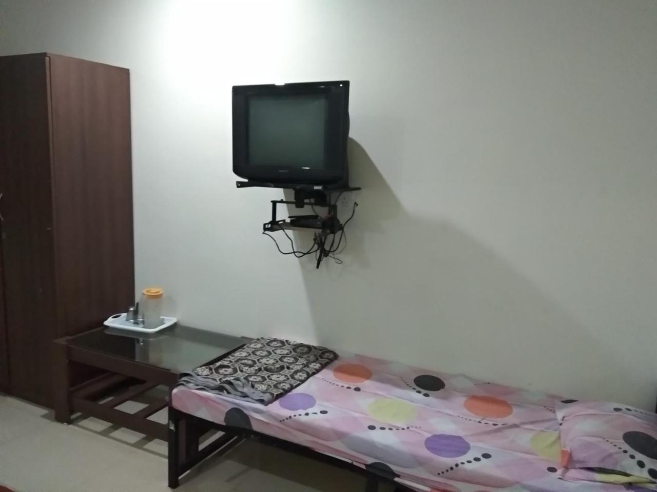 Sai Tirumala Residency Tirupati Zewnętrze zdjęcie