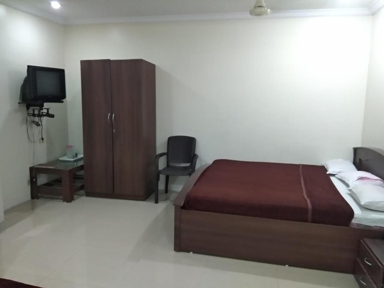 Sai Tirumala Residency Tirupati Zewnętrze zdjęcie